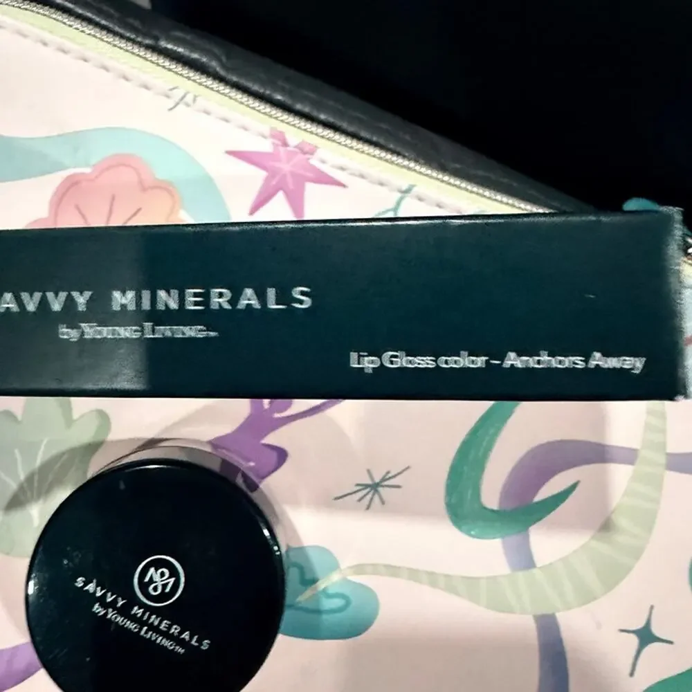 Savvy Minerals by Young Living Lip Gloss Anchors Away Eyeshadow Crushin Bag NEW